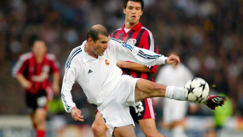 Tiểu sử zinedine zidane và sự nghiệp huyền thoại bóng đá pháp nổi bật